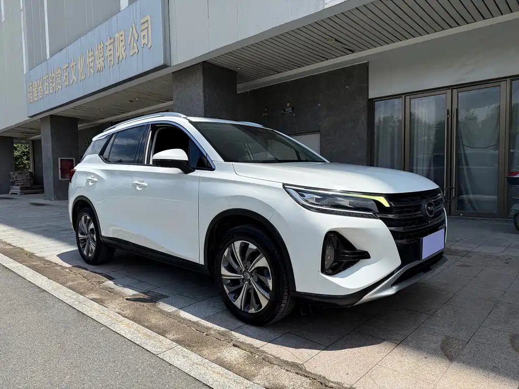 GAC Trumpchi GS4 270 T Auto Connected Tech