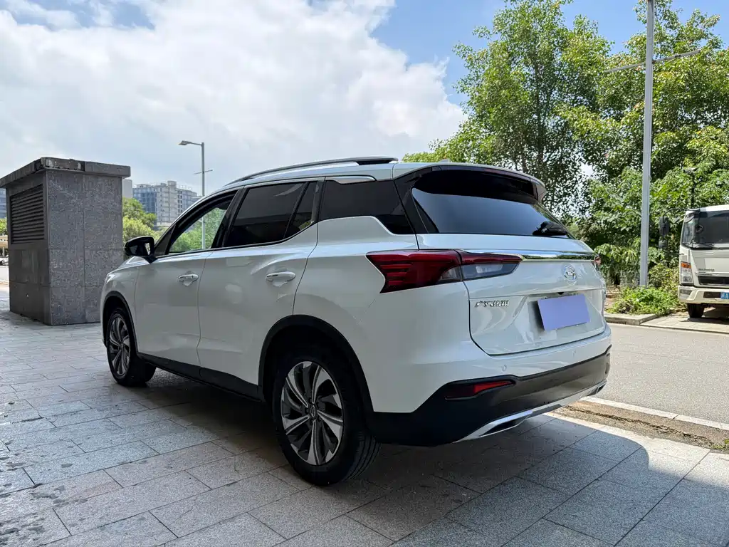 GAC Trumpchi GS4 270 T Auto Connected Tech