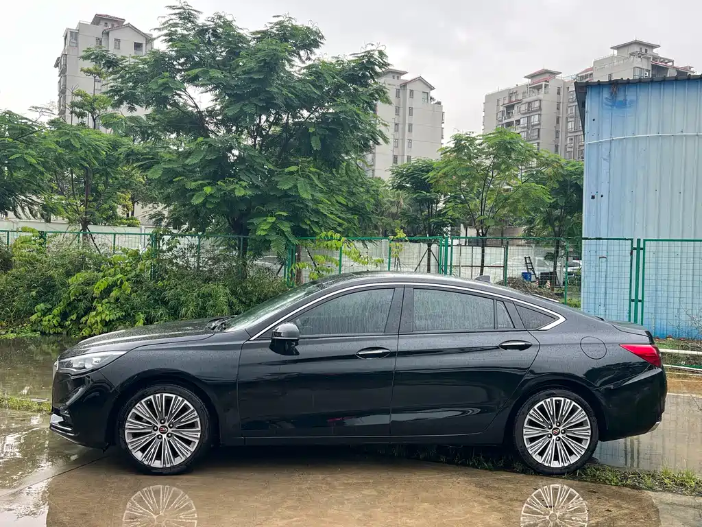 Hongqi H5 Classic 1.5 T DCT Flagship Charm