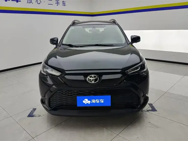 Toyota Frontlander 2.0 L CVT Elite
