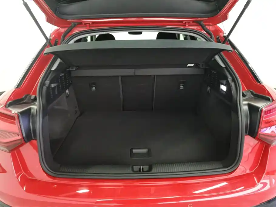 Audi Q2 L 35 TFSI Progressive Dynamic
