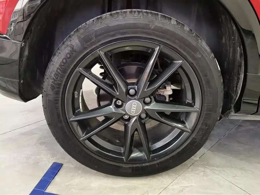 Audi Q2 L 35 TFSI Progressive Dynamic