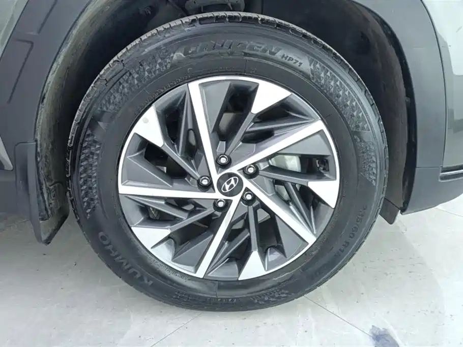 Tucson Tucson L 1.5 T Auto 2 WD GLX Elite