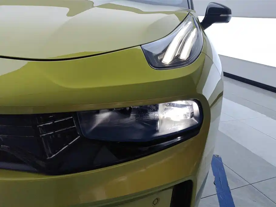 Lynk & Co 03 03+ 2.0 TD Auto Wind Control
