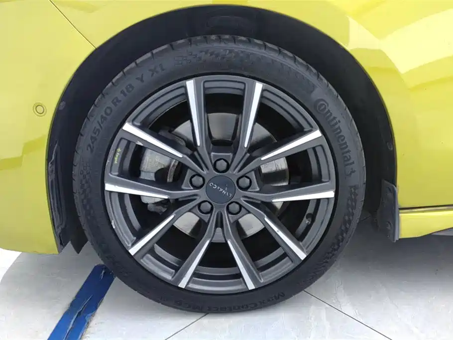 Lynk & Co 03 03+ 2.0 TD Auto Wind Control