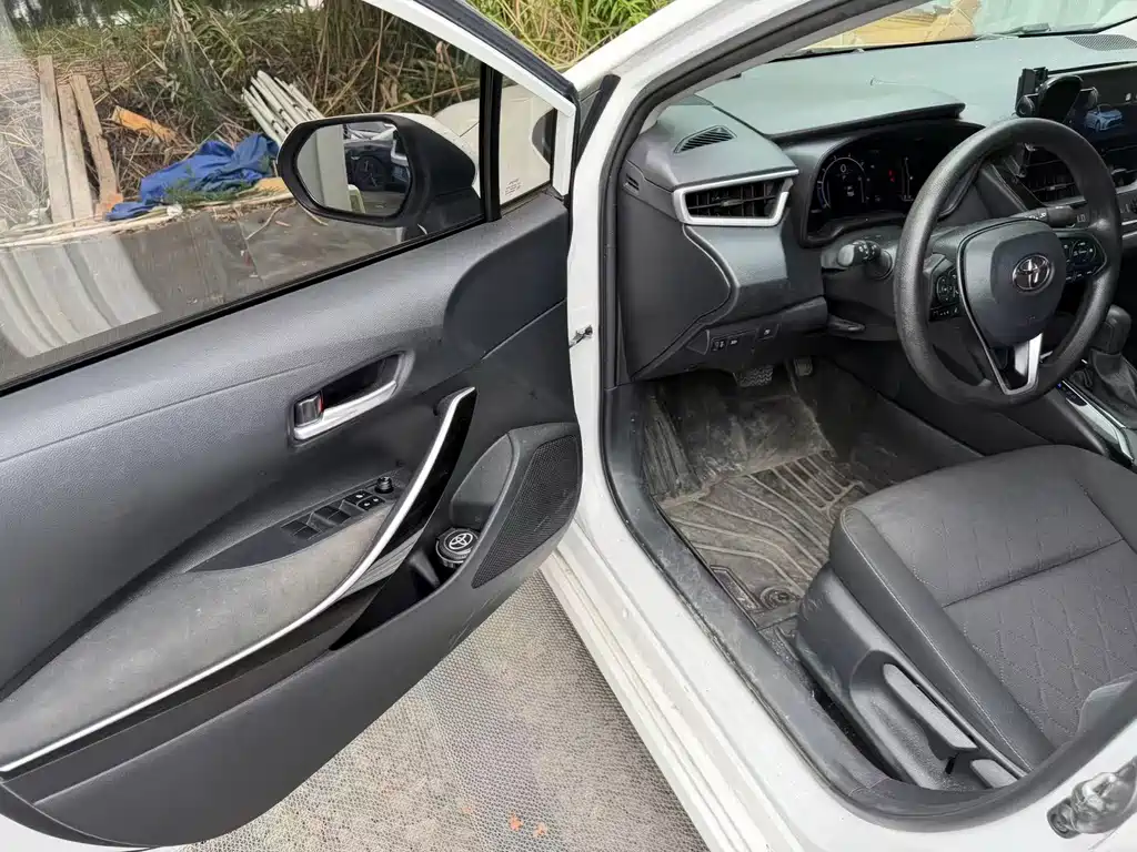 Corolla 1.8 L Smart e-Hybrid Dual Engine Pioneer