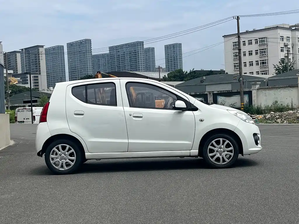 Alto 1.0 L Manual Luxury