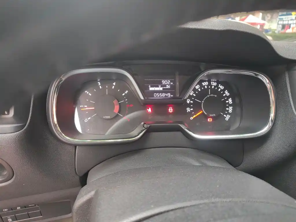 C4 Sega C4世嘉 2018款 1.6 L 手动豪华型