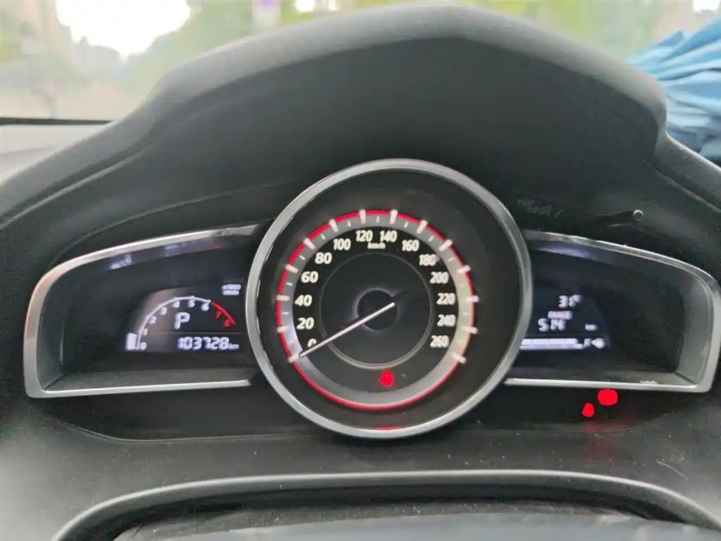 Mazda 3 Axela Sedan 1.5 L Auto Luxury
