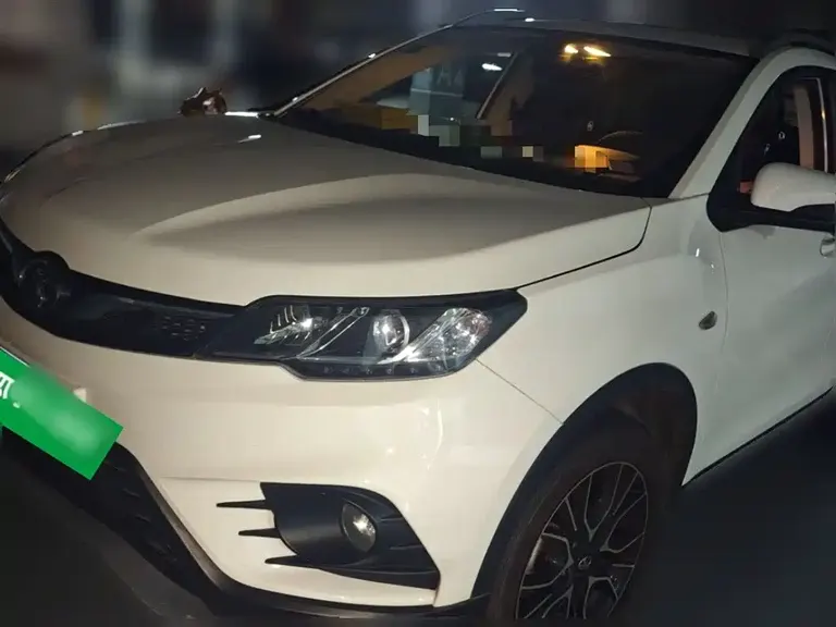 Soueast DX3 东南DX3 2018款 1.5 L 手动旗舰型