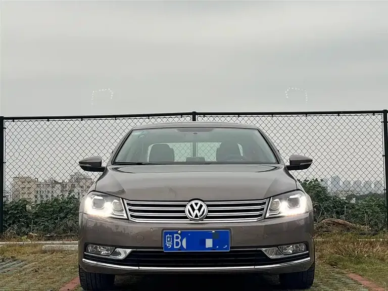 Volkswagen Magotan 1.8 TSI Luxury