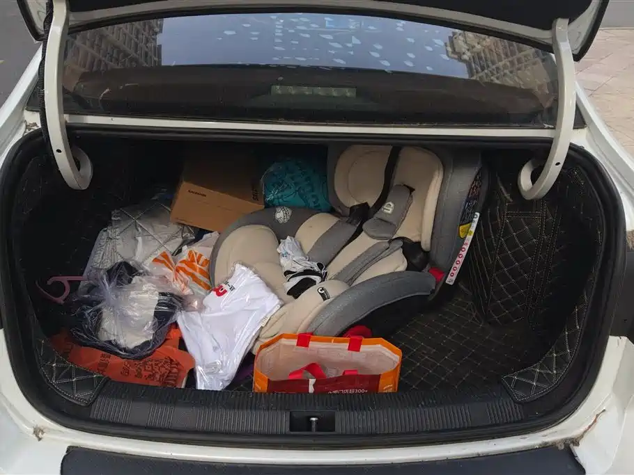 Bora 1.5 L Auto Comfort