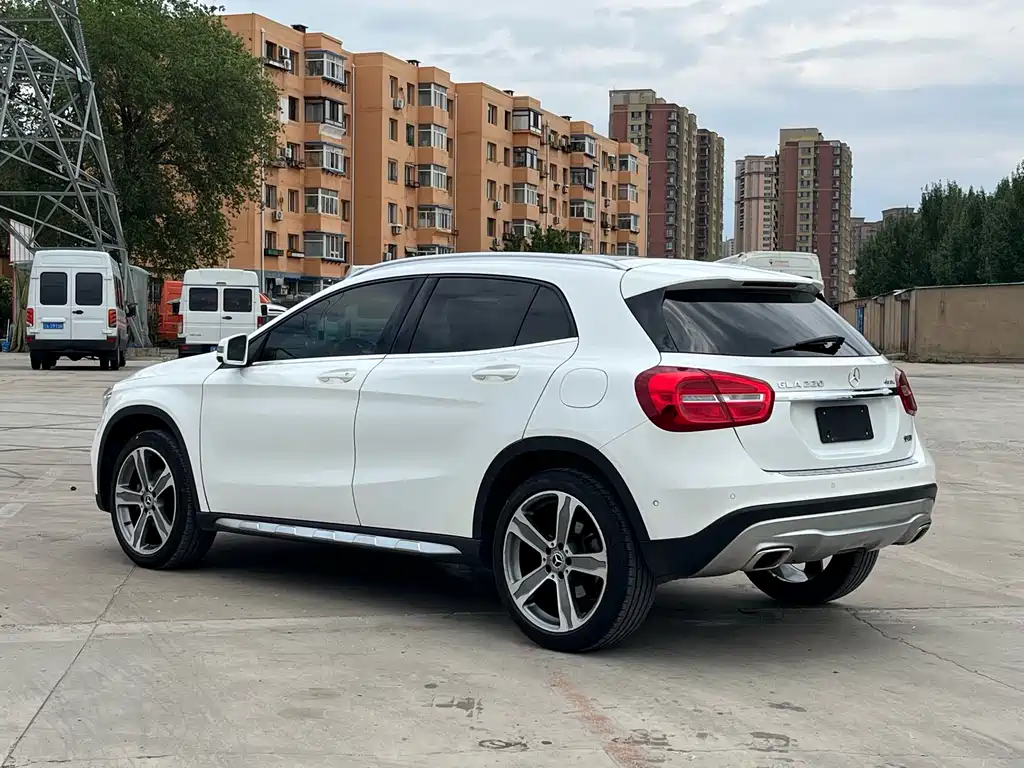 Mercedes-Benz GLA GLA 200 Dynamic