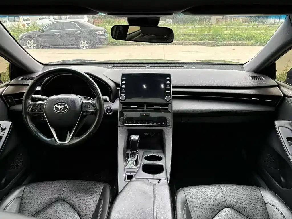 Avalon 2.0 L Luxury CN-VI