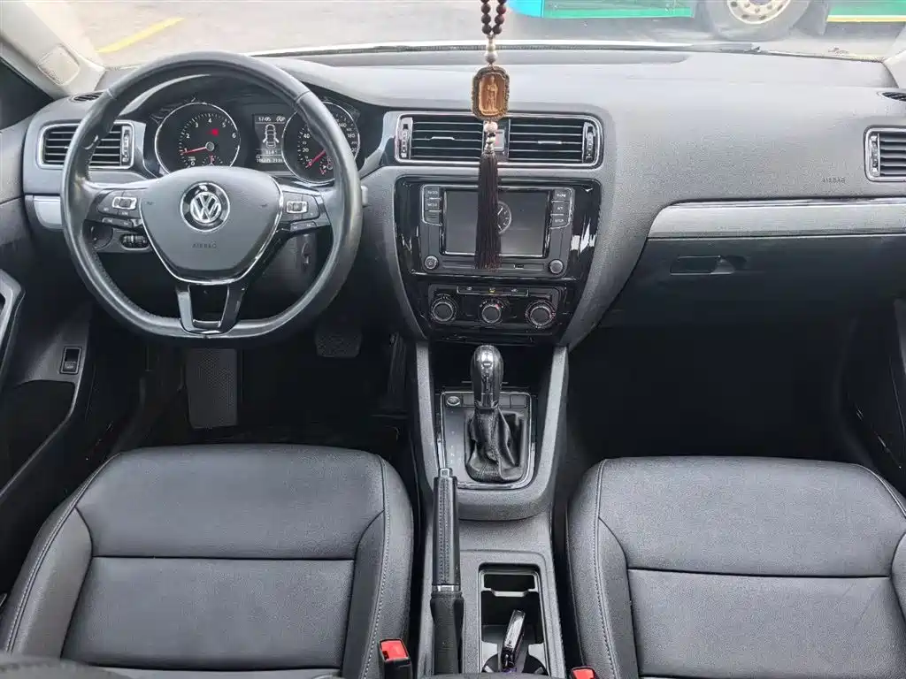 Sagitar 280 TSI DSG Radiant Motion