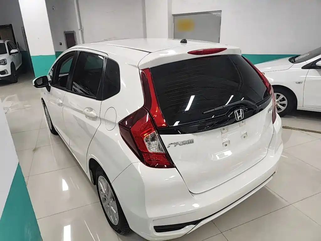 Fit 1.5 L CVT Comfort Sunroof