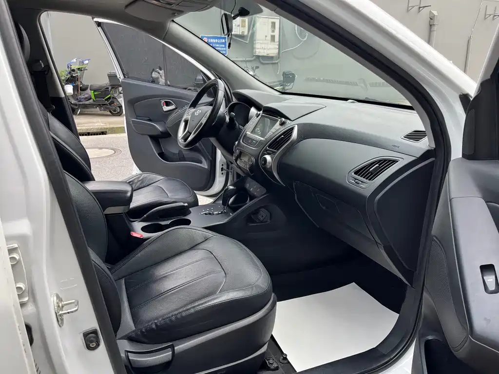 Hyundai ix35 2.0 L Auto 2 WD Intelligent GLS CN-V