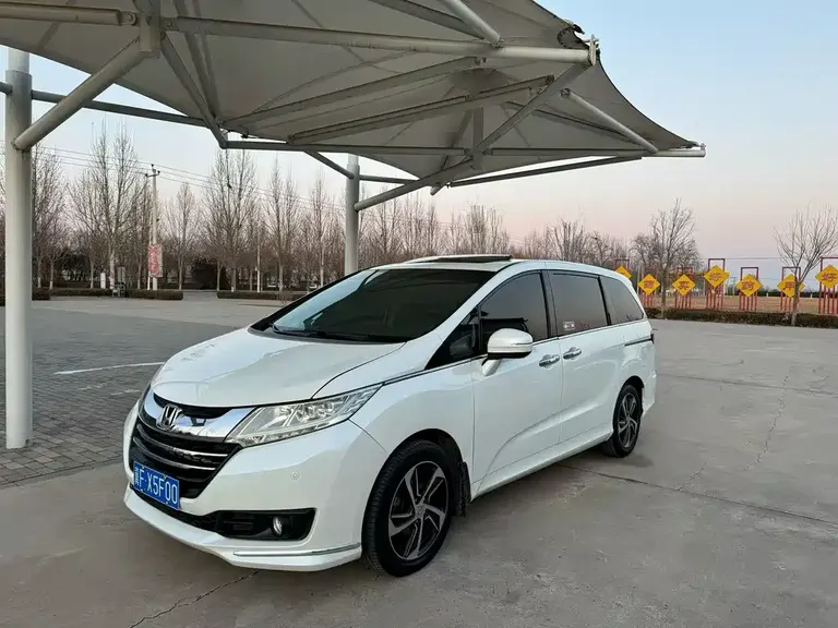 Honda Odyssey Facelift 2.4 L Smart Enjoyment