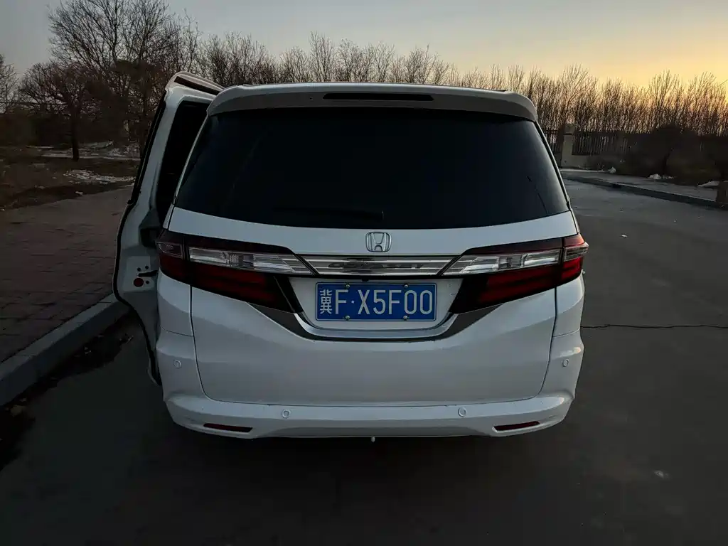 Odyssey Facelift 2.4 L Smart Enjoyment