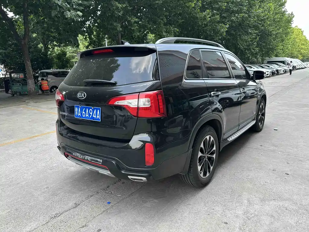 Sorento 索兰托 2013款 2.4 L 5座汽油至尊版
