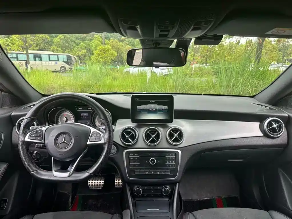 Mercedes-Benz CLA (Import) CLA 220 4 MATIC