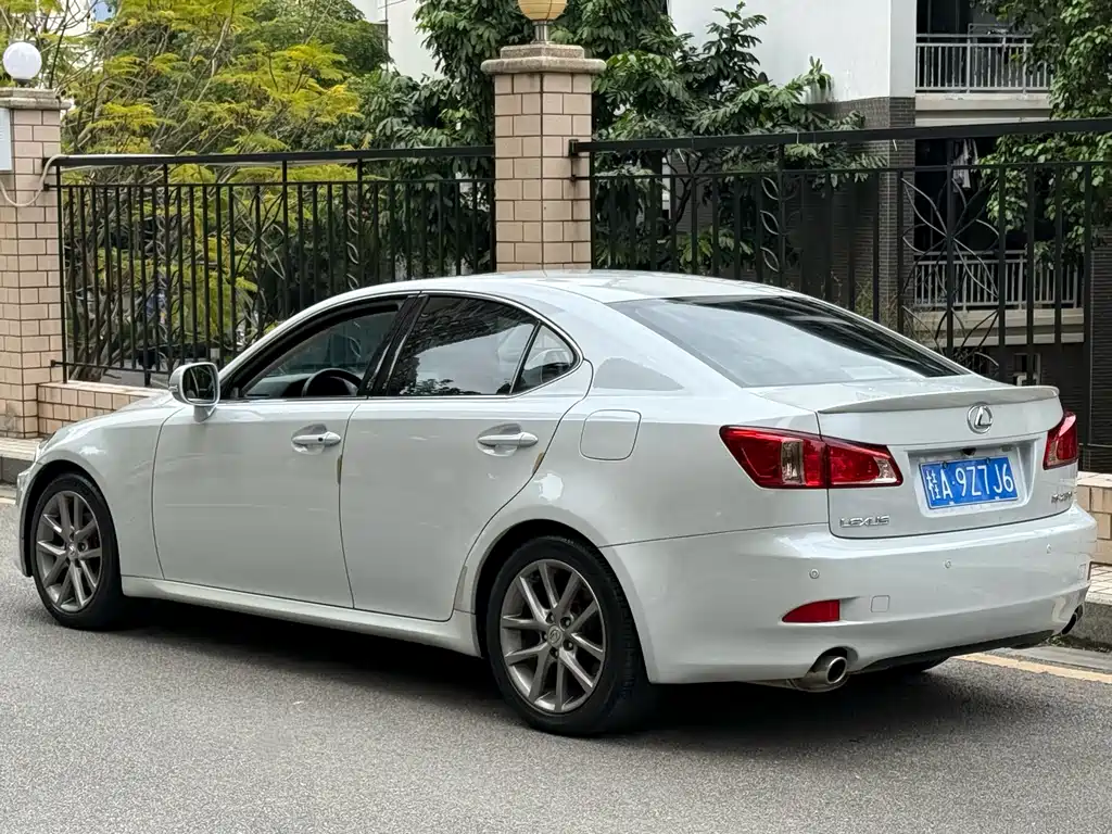 Lexus IS 250 Dynamic Shine