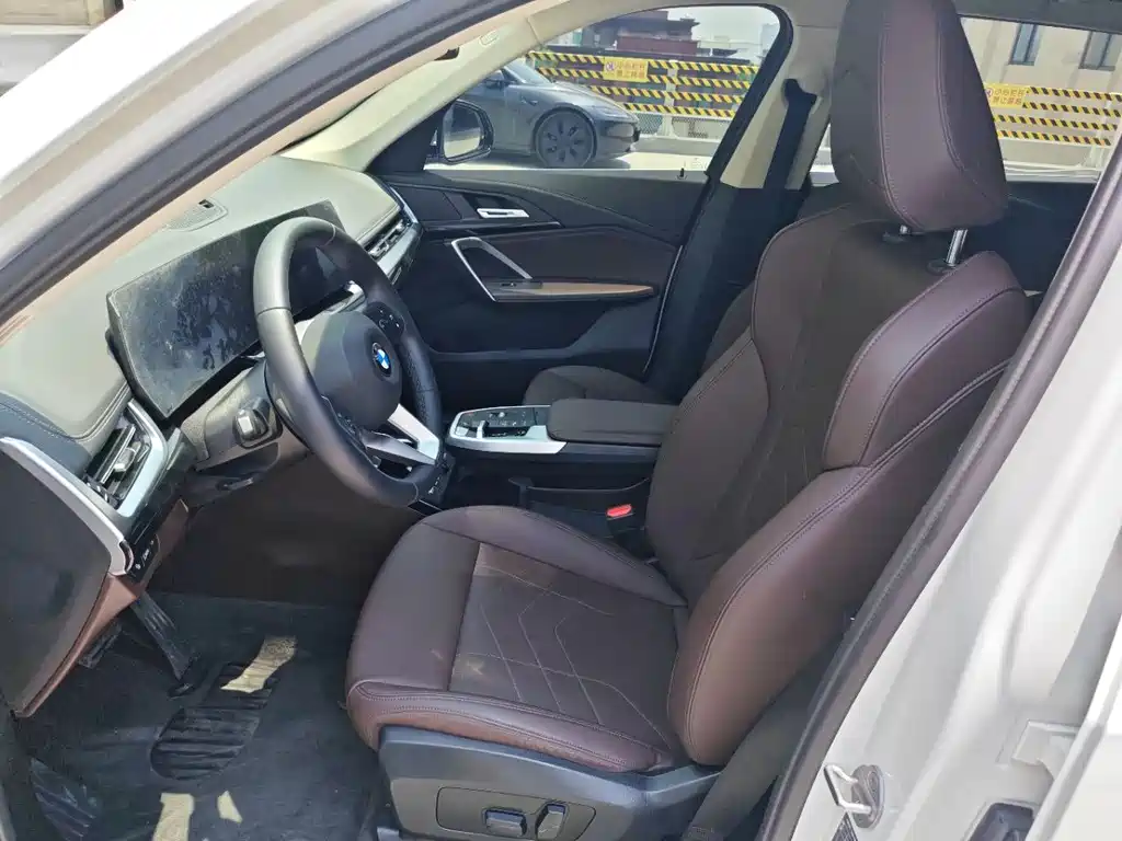 BMW X1 sDrive20 Li X Design Package
