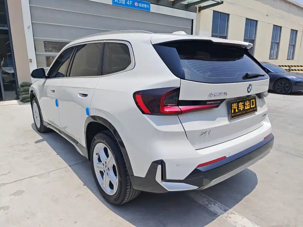 BMW X1 sDrive20 Li X Design Package