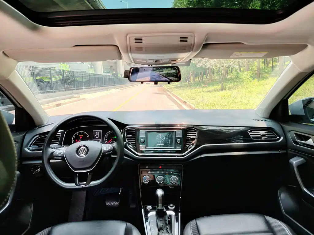 T-ROC 280 TSI DSG 2 WD Comfort CN-VI