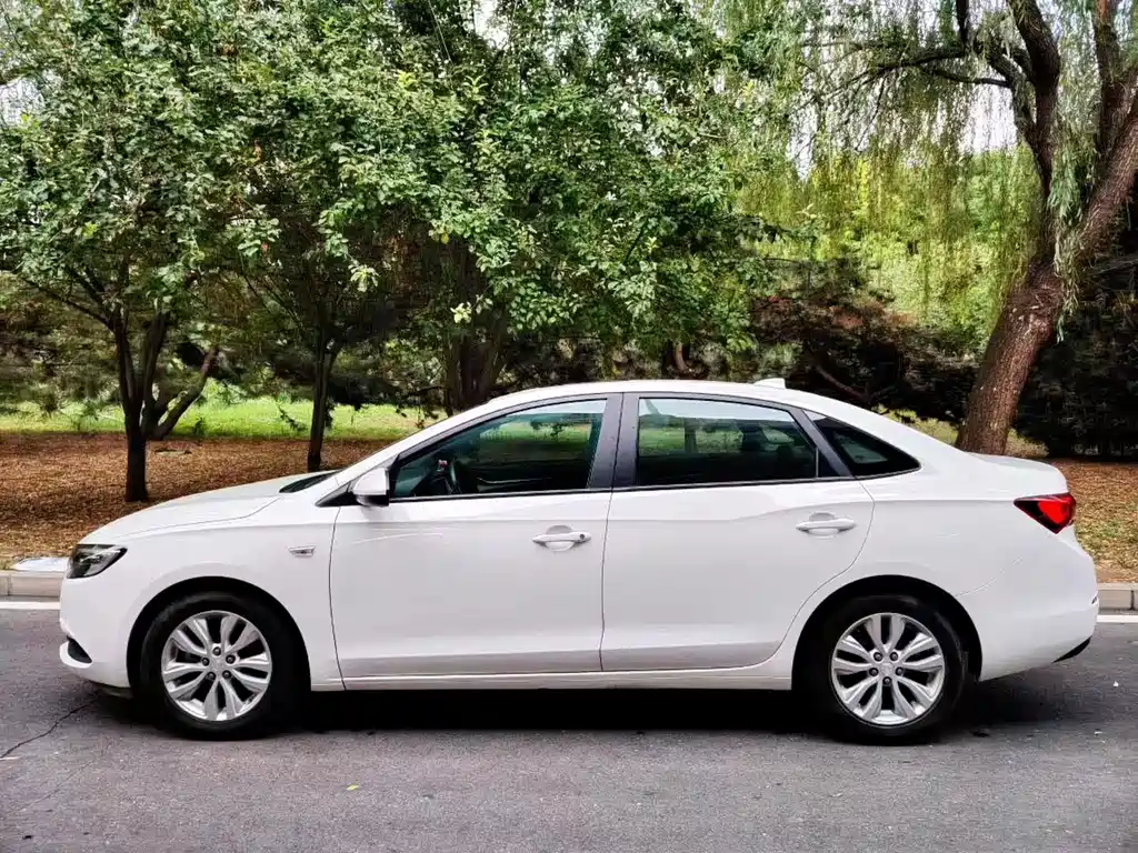 Excelle GT Facelift Exemplary 1.5 L Auto Elite
