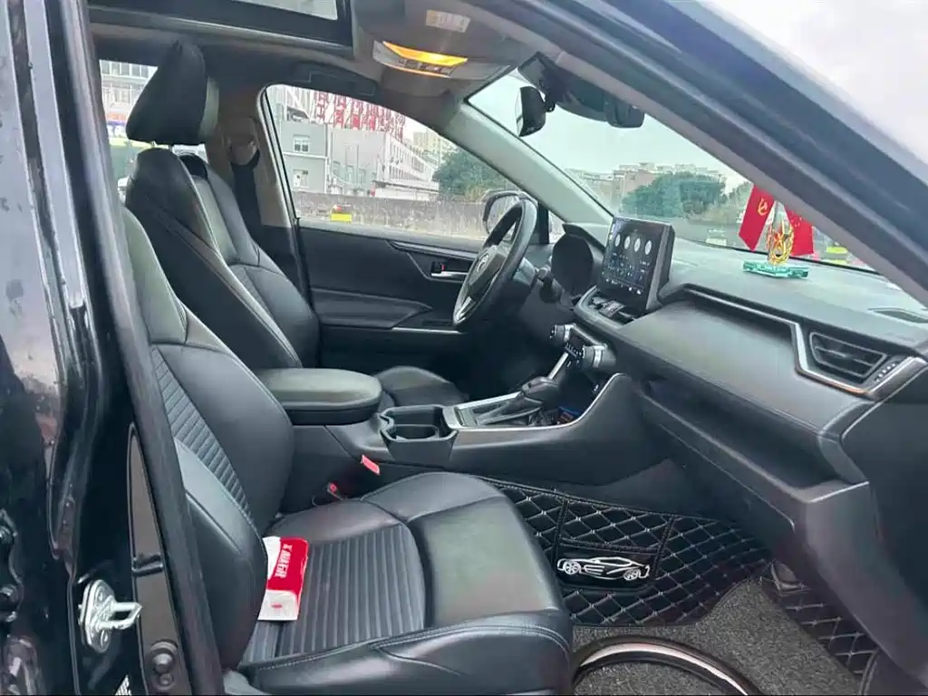Wildlander 2.0 L CVT 2 WD Tech