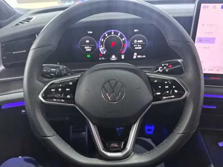 Tayron Tayron L 380 TSI 4 WD Luxury Easy Package