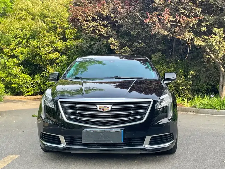 Cadillac XTS 28 T Tech