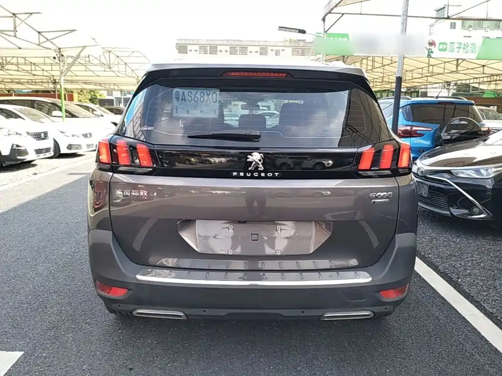 Peugeot 5008 350 THP 5-seat Elite