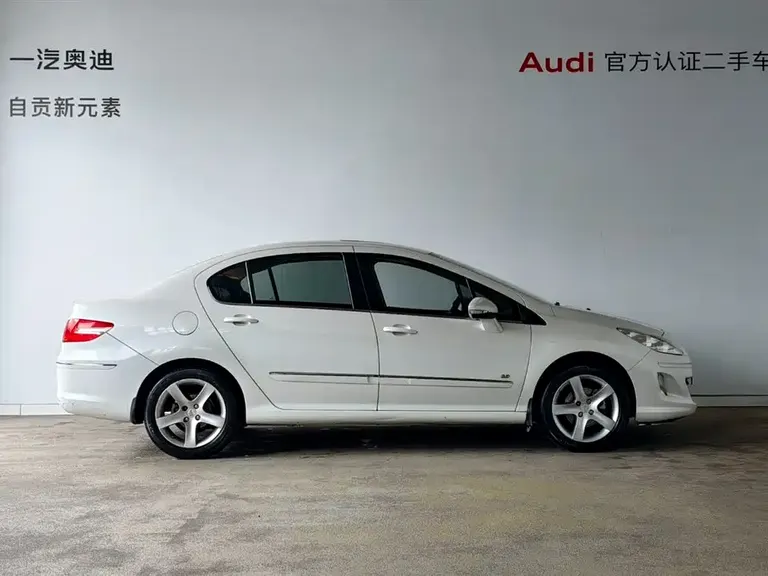 Peugeot 408 2.0 L Auto Luxury