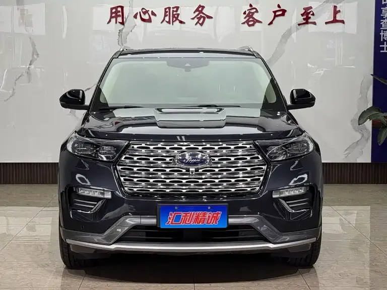 Ford Explorer EcoBoost 285 4 WD Titanium 6-seat