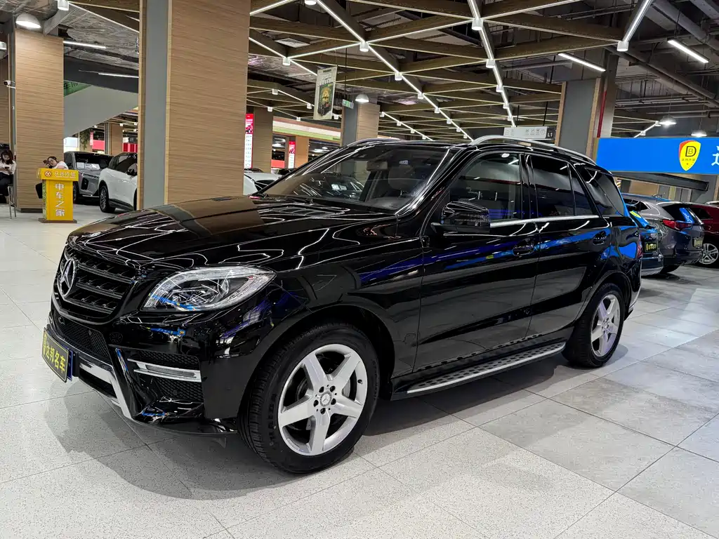 Mercedes-Benz M-Class ML 400 4 MATIC Luxury