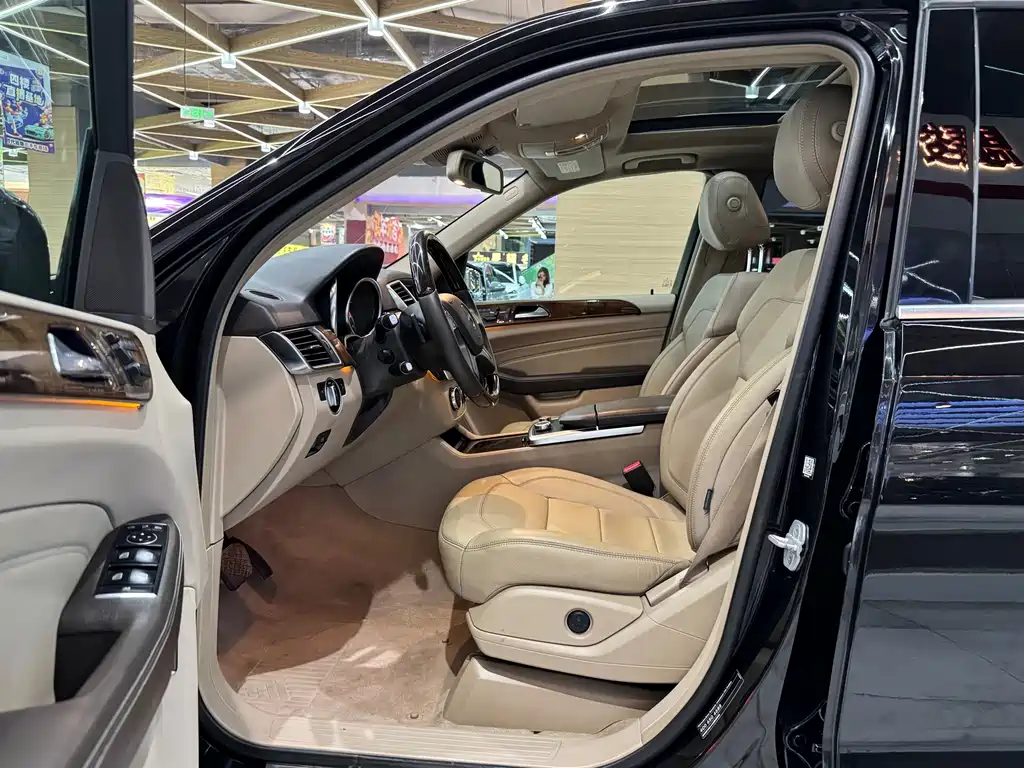 Mercedes-Benz M-Class ML 400 4 MATIC Luxury