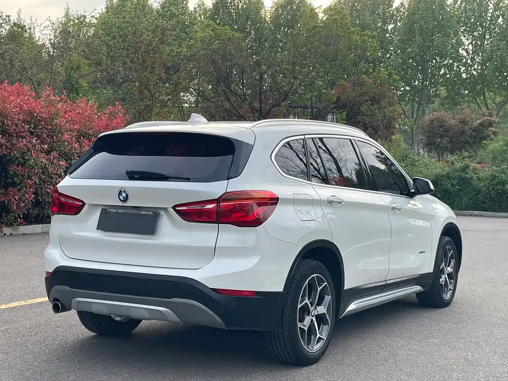 BMW X1 sDrive18 Li Premium