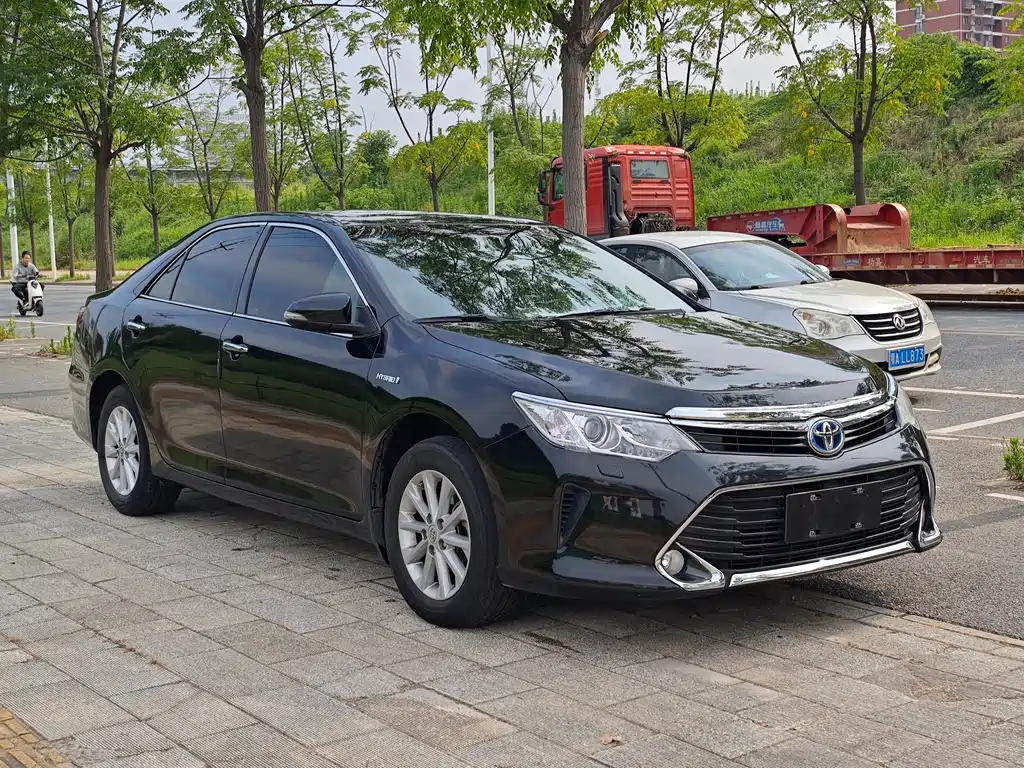 Camry Dual Engine 2.5 HG 10 th Anniversary Commemorative Luxury Navigation