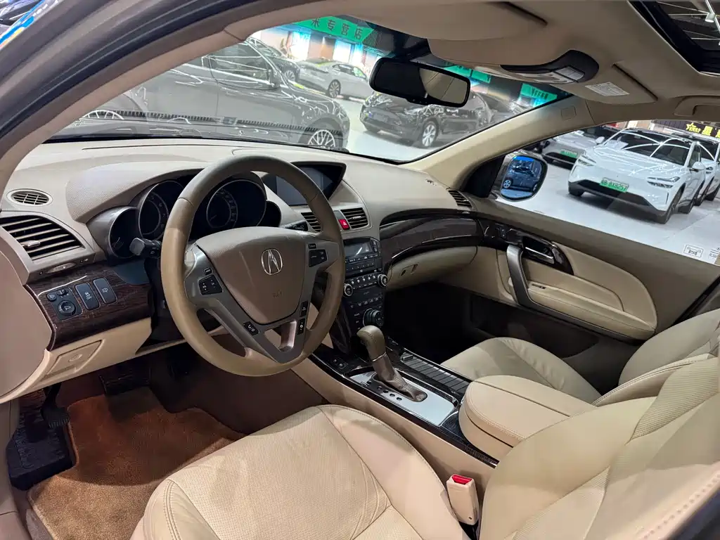 Acura MDX 3.7 Comfort Premium Sport