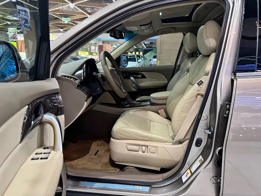 Acura MDX 3.7 Comfort Premium Sport