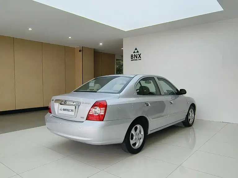 Hyundai Elantra 伊兰特 2007款 1.6 L 自动豪华型