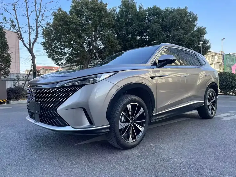 Roewe RX5 1.5 T Super Sense Elite