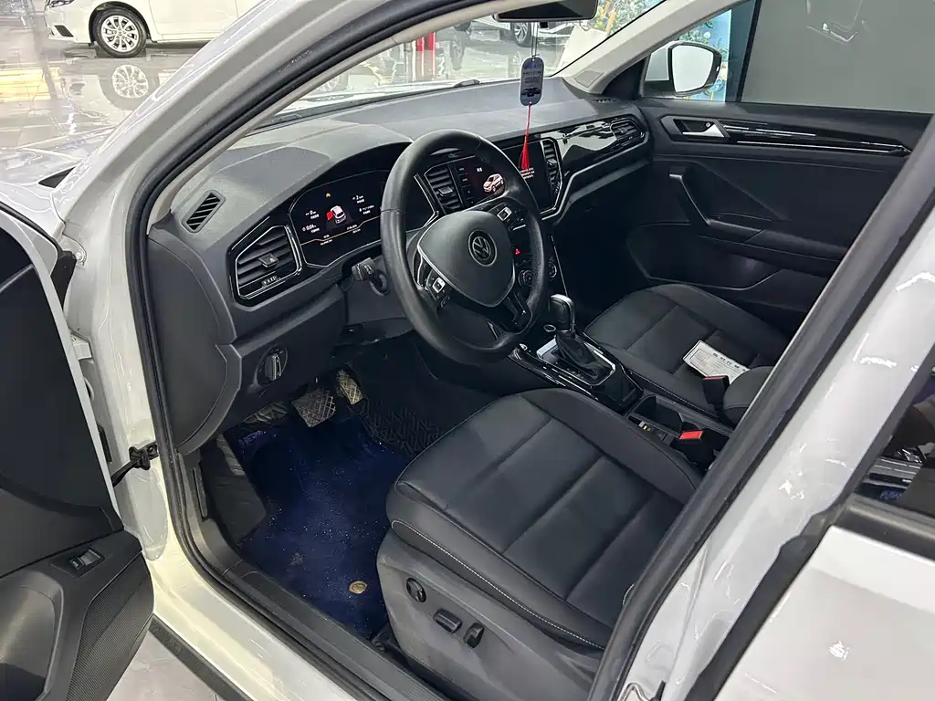 T-ROC 280 TSI DSG 2 WD Comfort Enjoyment PLUS