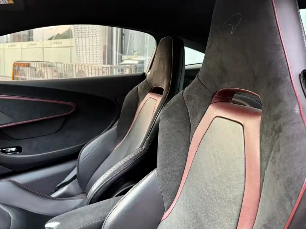 McLaren GT 4.0 T Standard