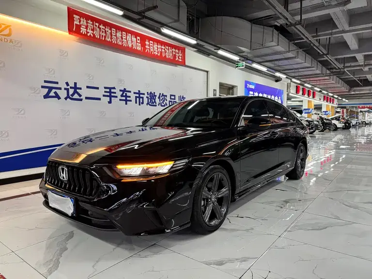 Honda Inspire 260 TURBO Elegant