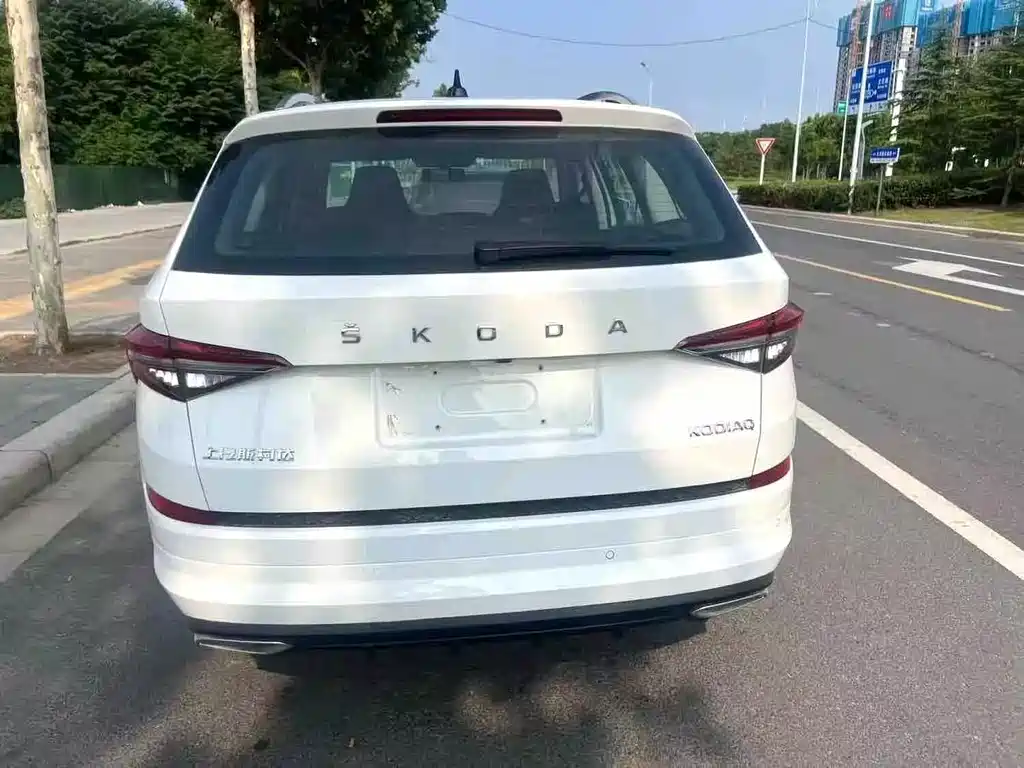 Kodiaq 柯迪亚克 2025款 TSI330 5座两驱奢享版