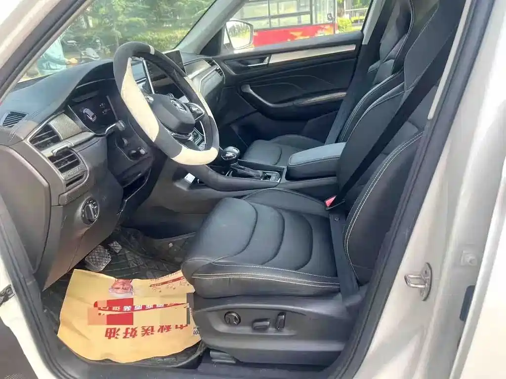 Kodiaq 柯迪亚克 2025款 TSI330 5座两驱奢享版