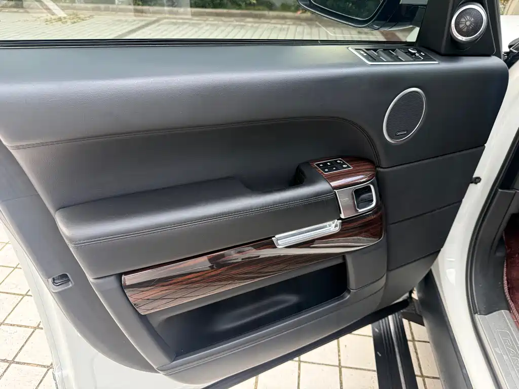 Range Rover 3.0 TDV6 Vogue